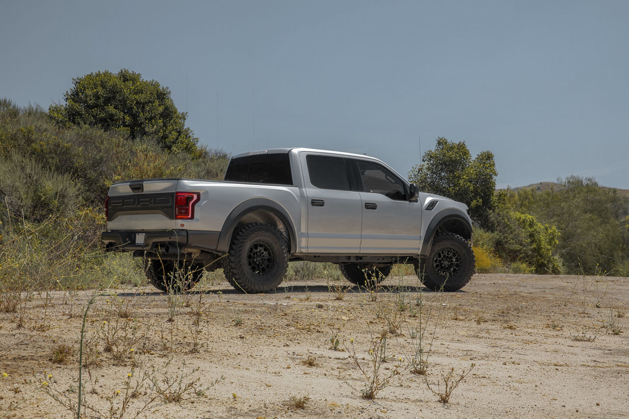 2018 Ford F150 Raptor - KMC SUMMIT - Black | KMC Wheels